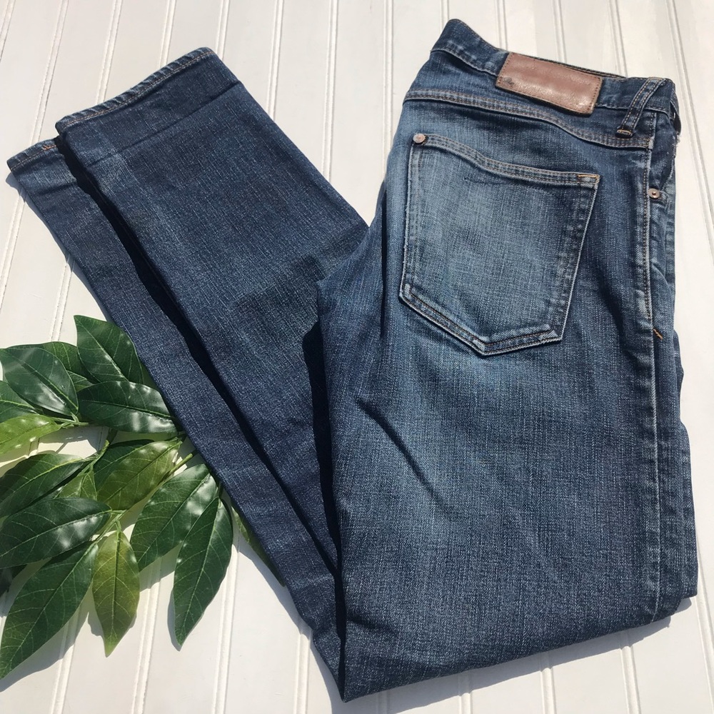 H&M Drain Super Slim Leg Skinny Jeans Button Fly